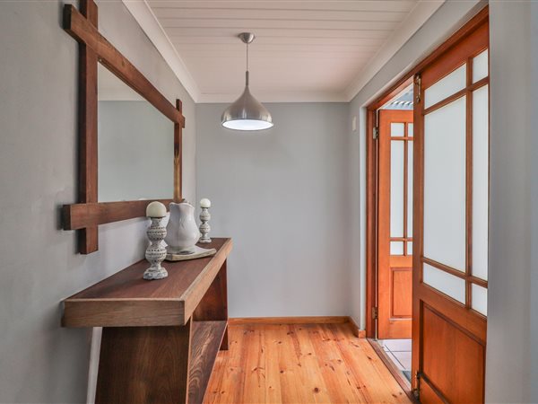 4 Bedroom Property for Sale in Stilbaai Wes Western Cape